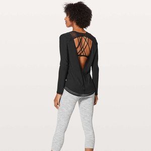 Lululemon MIX & MESH LONG SLEEVE Black Top - Open Back Size 6